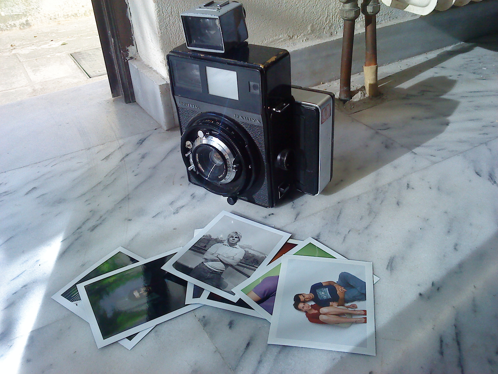 Dernier boitier Polaroid : une vieille Mamiya